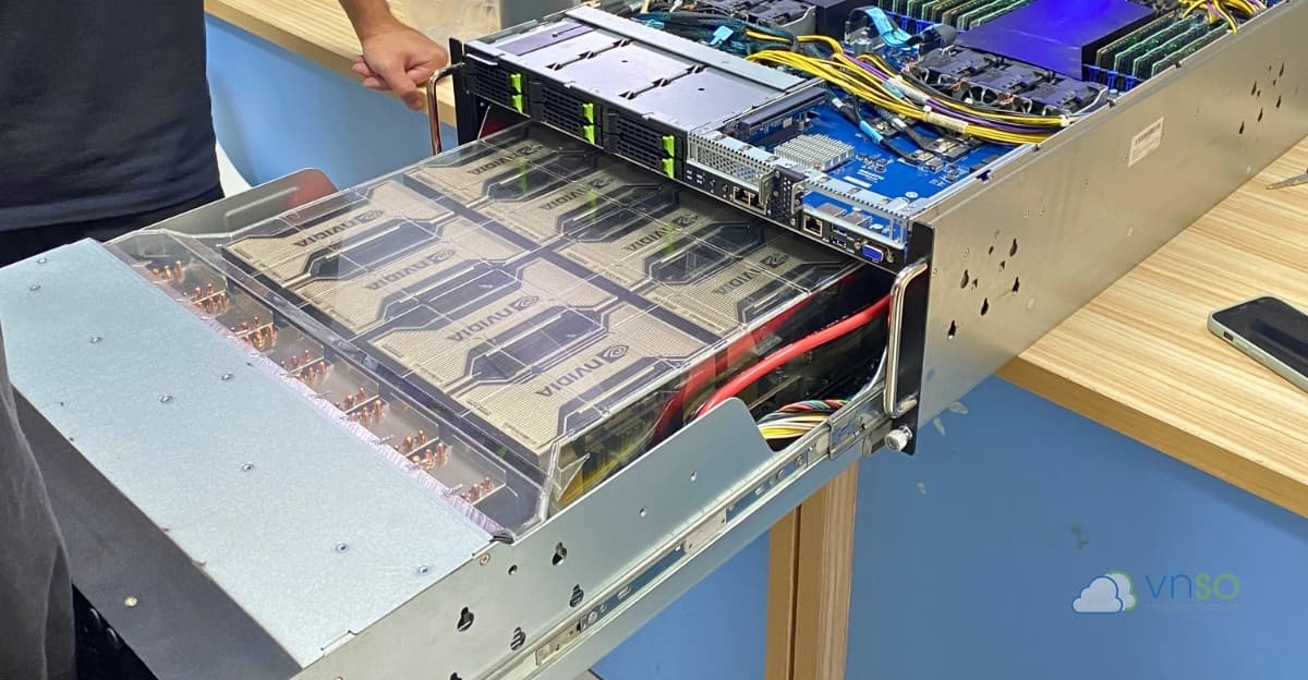8x NVIDIA A100 Tensor Core 80GB GPU tại VNSO
